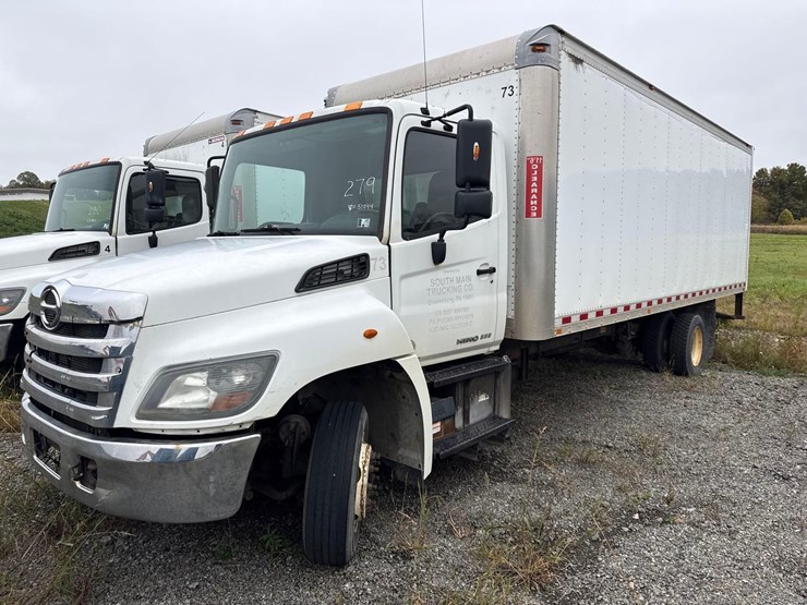 2016-hino-258-image-1