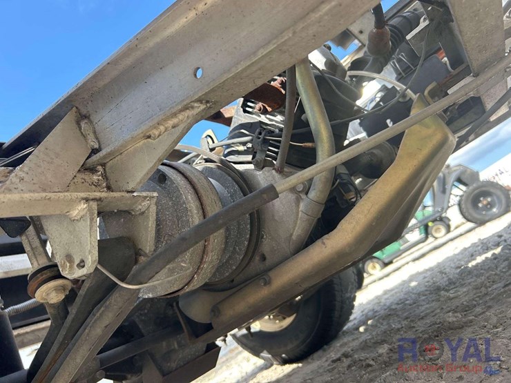 club-car-utility-cart-image-13