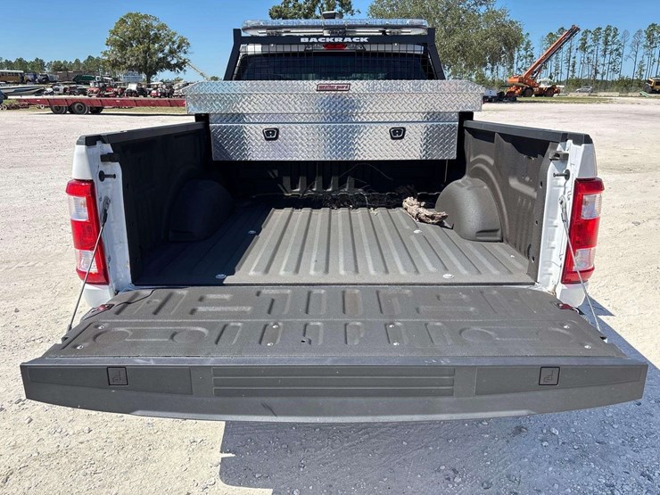 2023-ford-f150-image-9