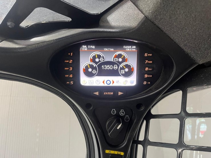 2023-bobcat-s650-image-24