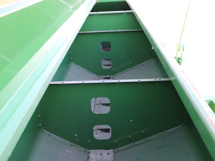 john-deere-1590-image-37