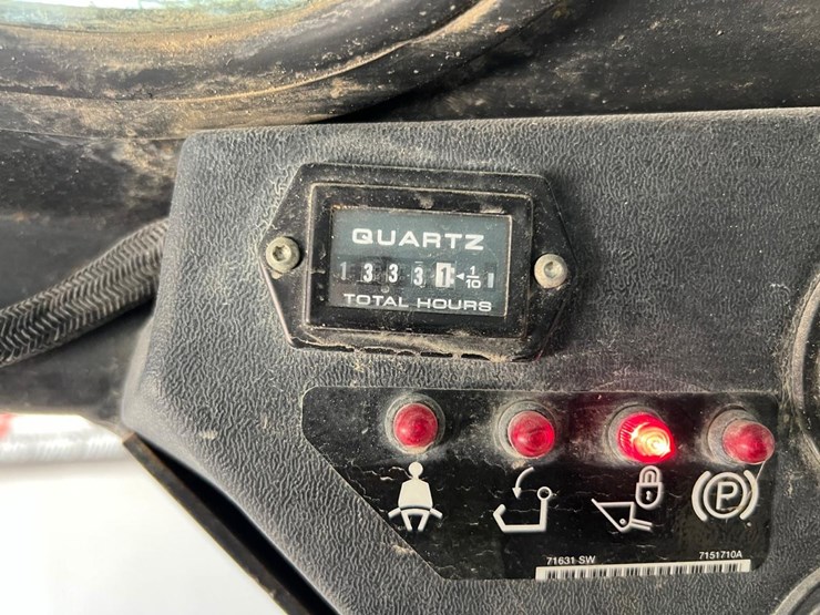 2016-bobcat-s70-image-18