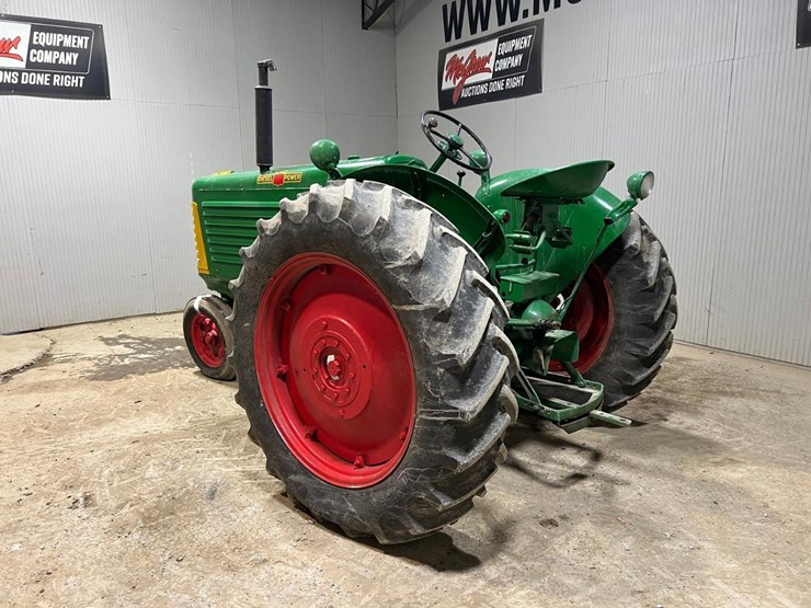 1954-oliver-88-image-3