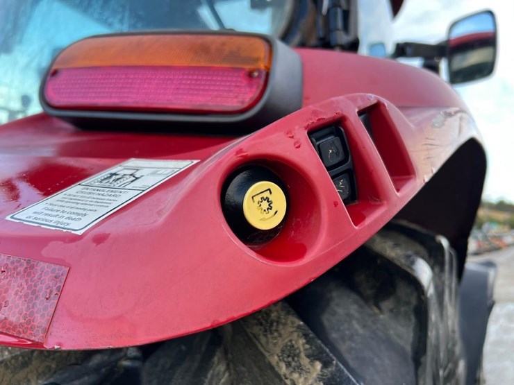 case-ih-maxxum-125-image-20