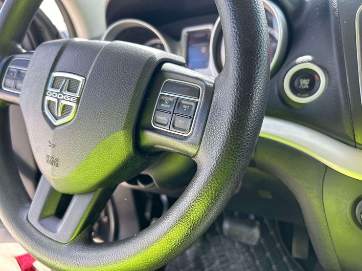 2015-dodge-journey-image-15