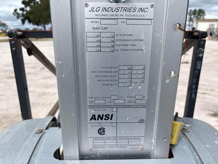2016-jlg-20mvl-19ft-aerial-platform-lift-image-5