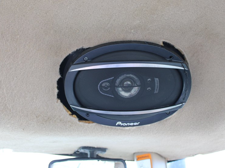 john-deere-8320-image-77