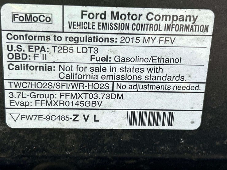 2015-ford-explorer-image-10