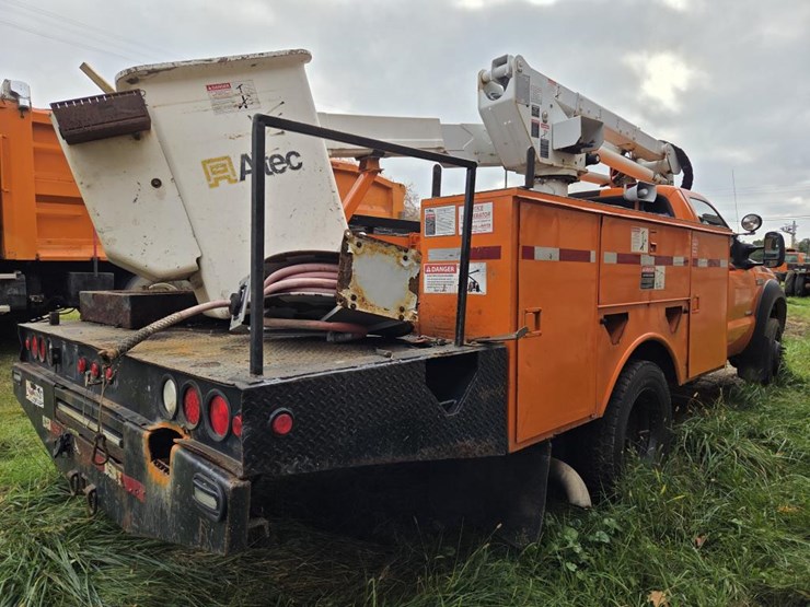 2005-ford-f550-xl-image-5