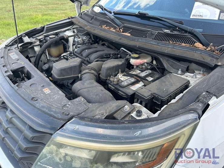 2017-ford-explorer-image-7