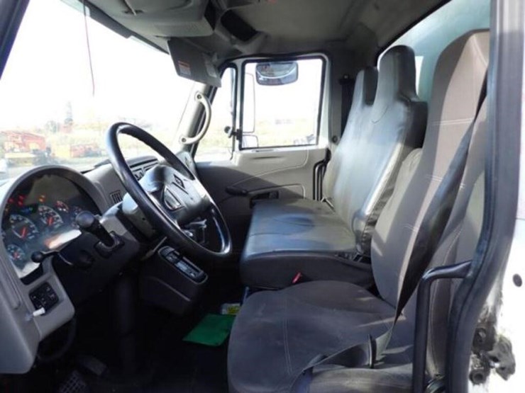 2008-international-durastar-4400-t/a-van-truck-1ht-image-19