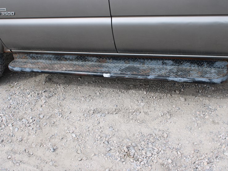 2006-chevrolet-3500-image-14