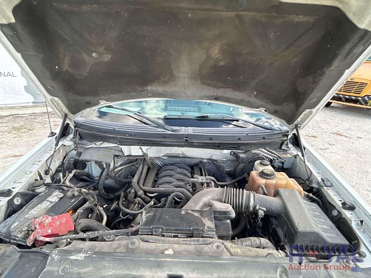 2011-ford-f150-image-8