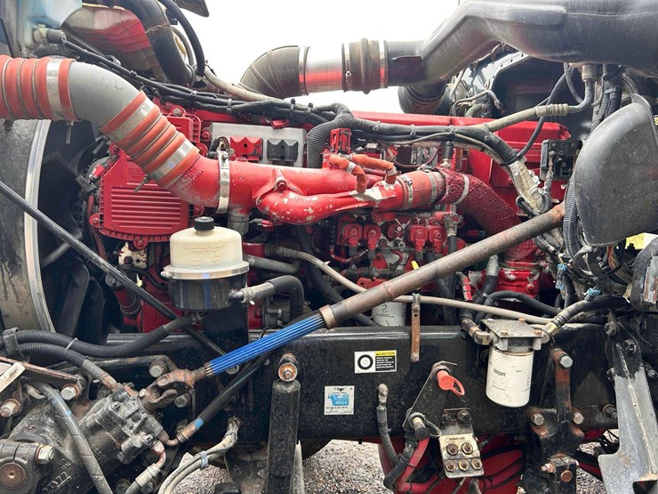 2008-peterbilt-388-image-29