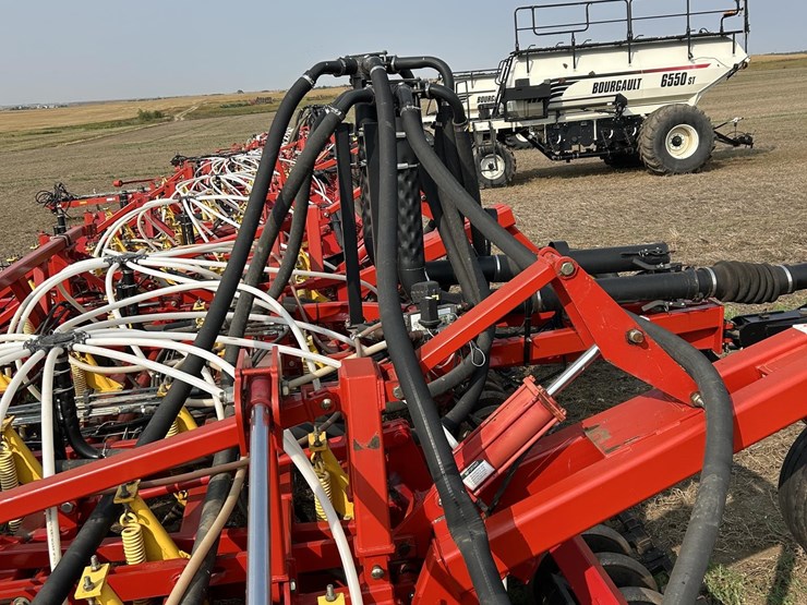 2008-bourgault-5710-59-image-71