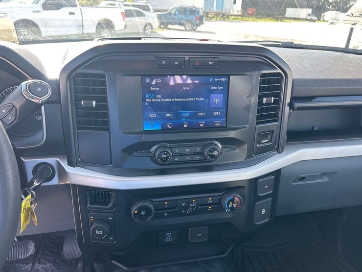 2021-ford-f150-image-15