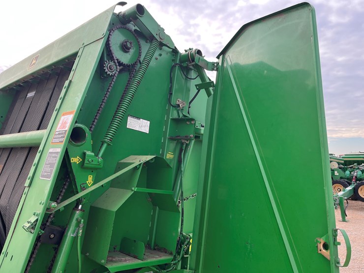 2000-john-deere-567-image-18