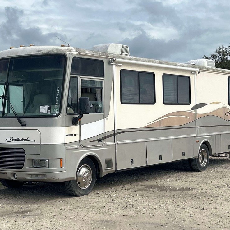 1999 Southwind Fleetwood 34N 34ft Class A Motorhome