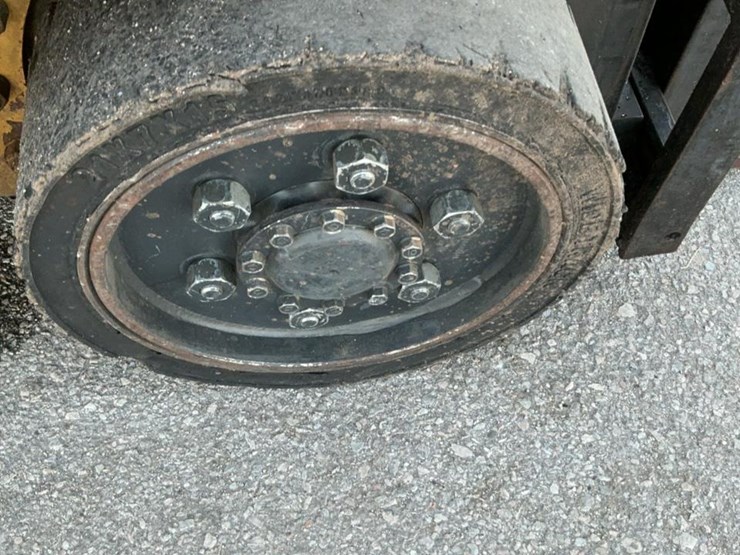 #218-•-cat-c50001-forklift-image-26