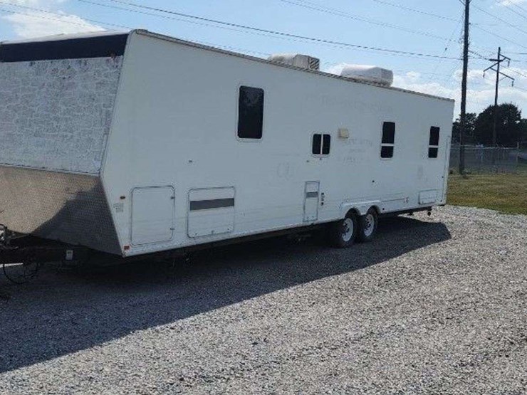 tag-along-camper-image-2