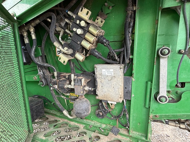 2003-john-deere-9760-sts-image-87