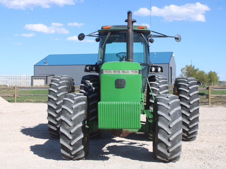 john-deere-4755-image-3