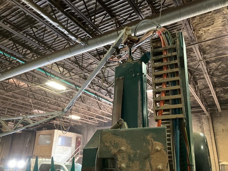 #100-•-2014-wood-mizer-wm4000-thin-kerf-image-46