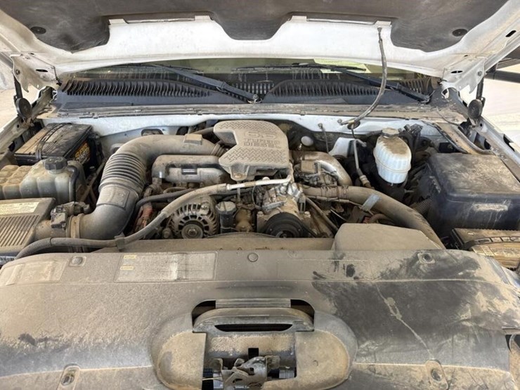 2005-chevrolet-silverado-2500hd-image-14