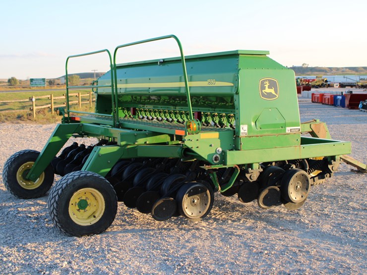 john-deere-1590-image-8