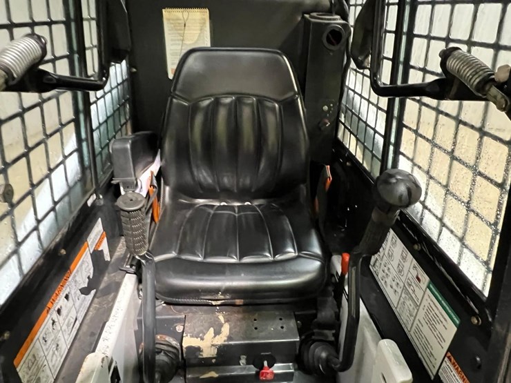 2017-bobcat-s70-image-17