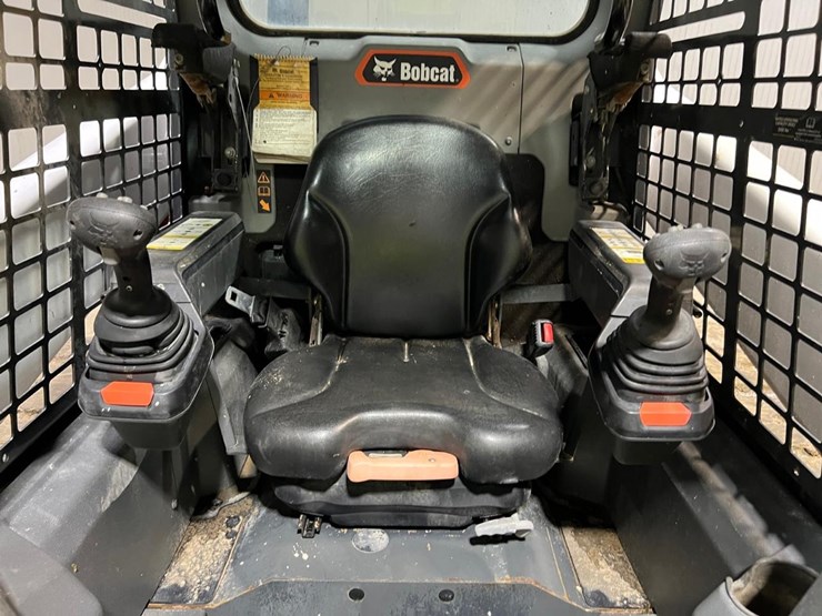 2021-bobcat-t66-image-21