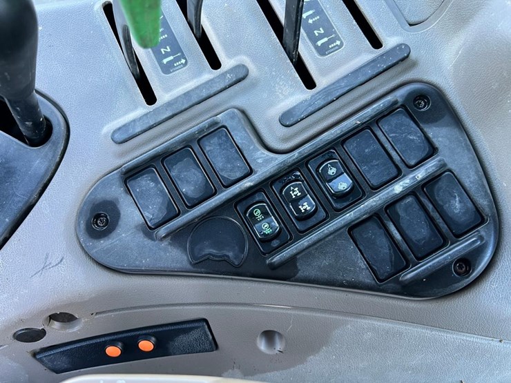 case-ih-maxxum-125-image-37