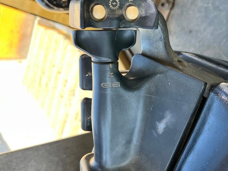 caterpillar-d5n-lgp-image-33