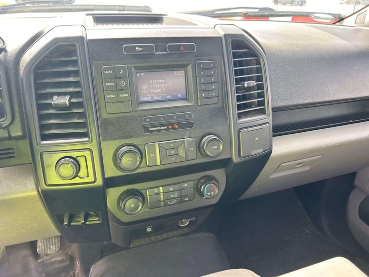 2016-ford-f150-image-18