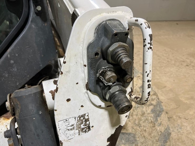 bobcat-s750-image-11