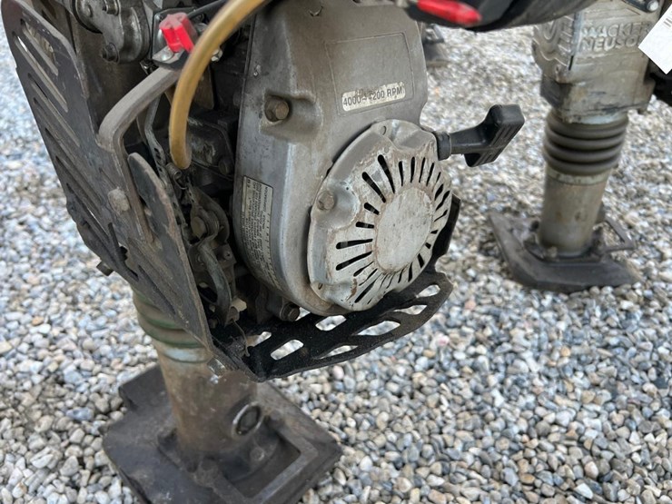 wacker-neuson-bs50-4-image-11