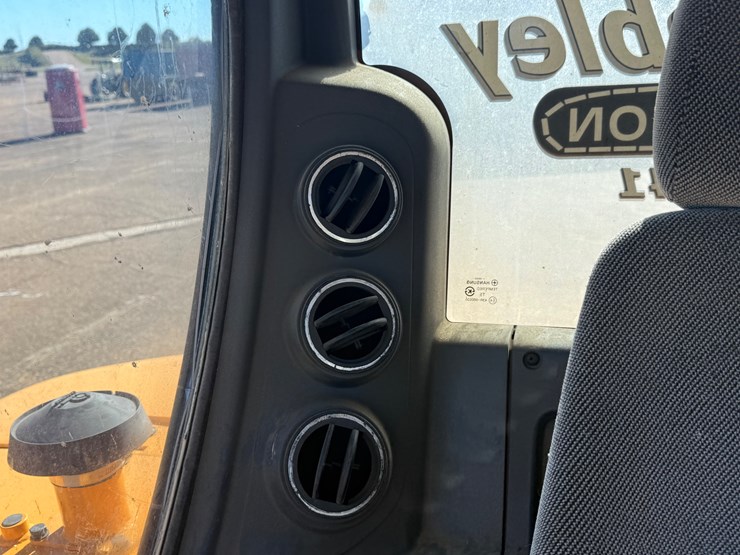 hyundai-robex-55w-9a-image-33