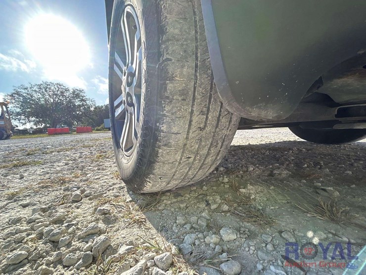 2016-chevrolet-traverse-image-23