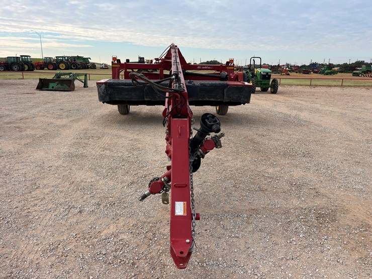 2014-new-holland-313-image-2