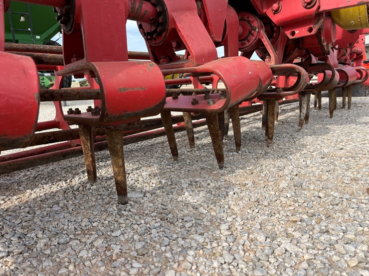 #t13612-•-niemeyer-te302-rotary-hoe-image-7