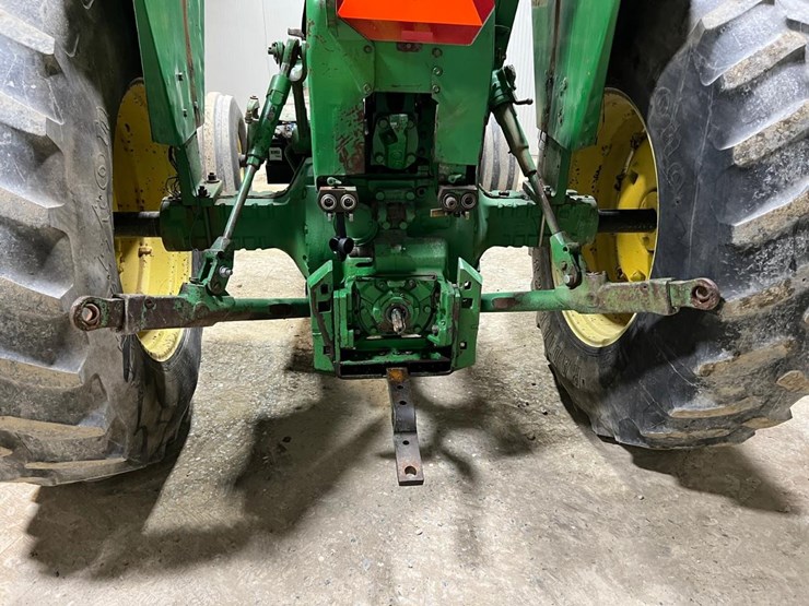 john-deere-4020-image-12