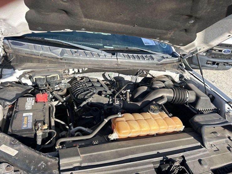 2016-ford-f150-image-7