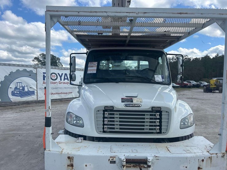 2016-freightliner-m2-106-altec-am50-50ft-bucket-truck-image-56
