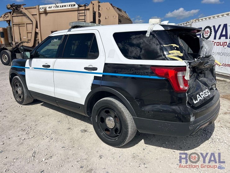 2017-ford-explorer-image-4