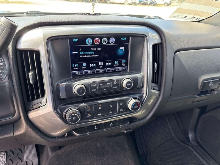 2018-chevrolet-silverado-1500-image-20