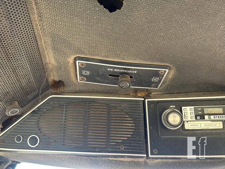 international-1586-image-39