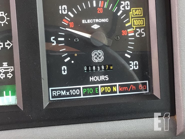 1992-white-6105-image-15