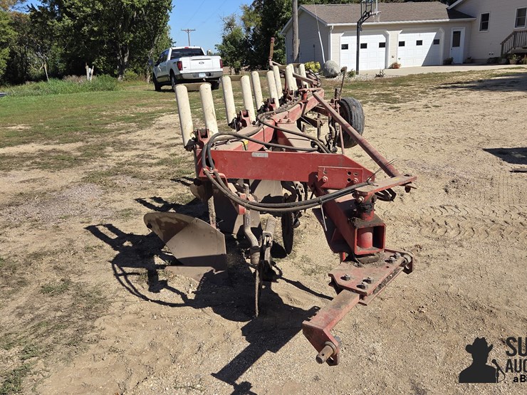 international-720-image-2