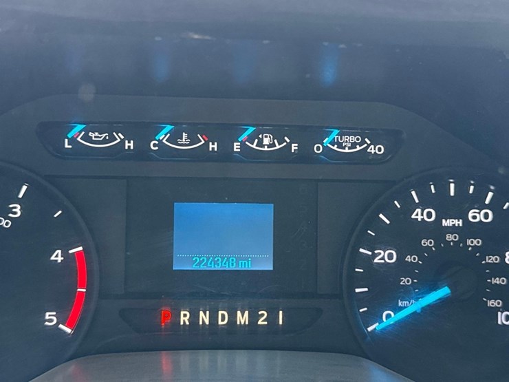 2017-ford-f550-xl-image-33