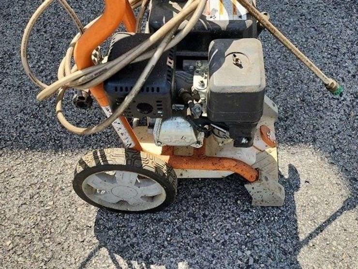 generac-pressure-washer-2700psi-2.3gpm-image-4